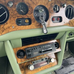 31212-1029427-car-20241009_140339-img_5057