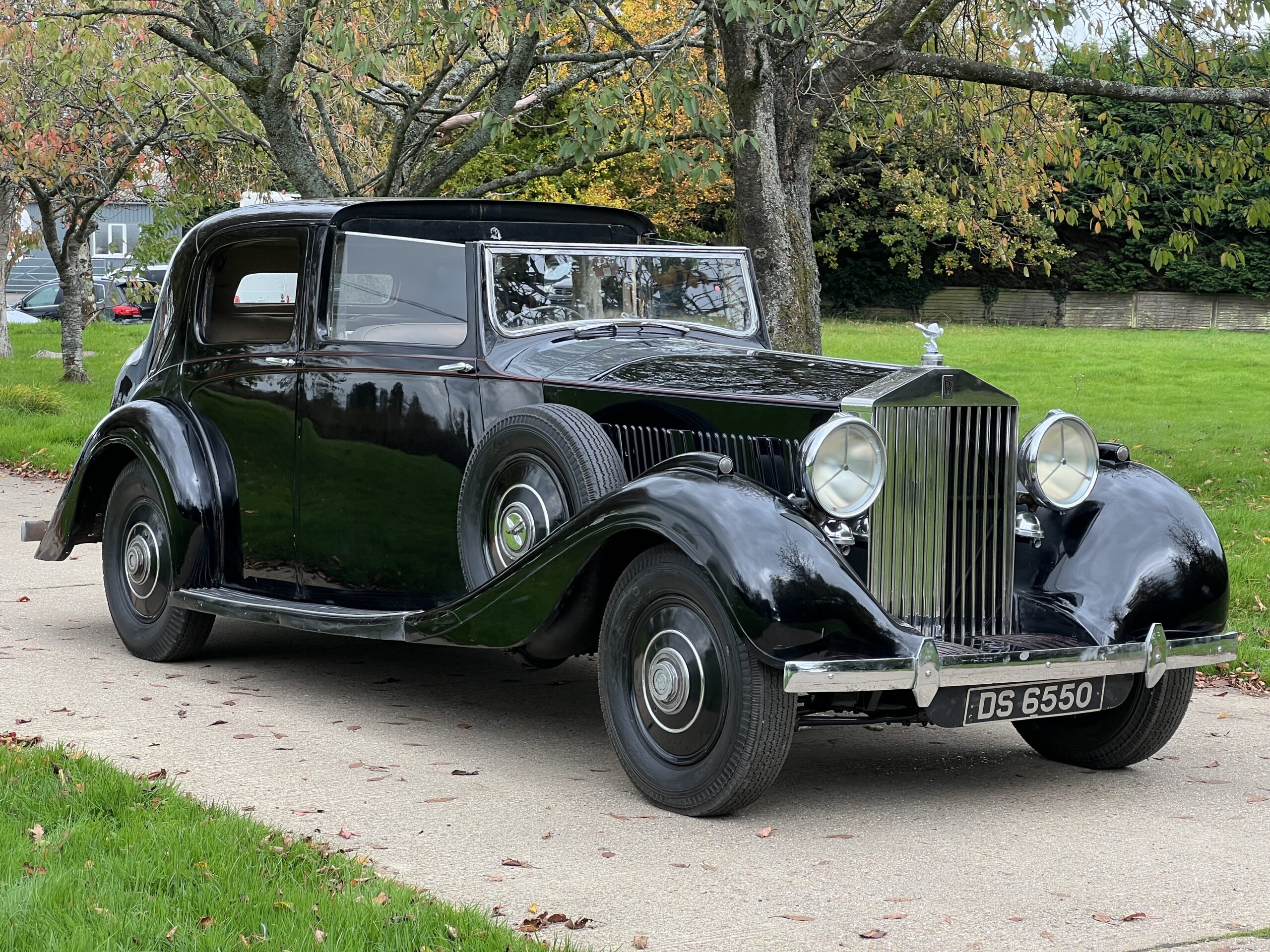1938 Rolls-Royce Phantom III S...